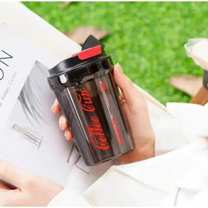 كوب قهوة بلاستيك بغطاء