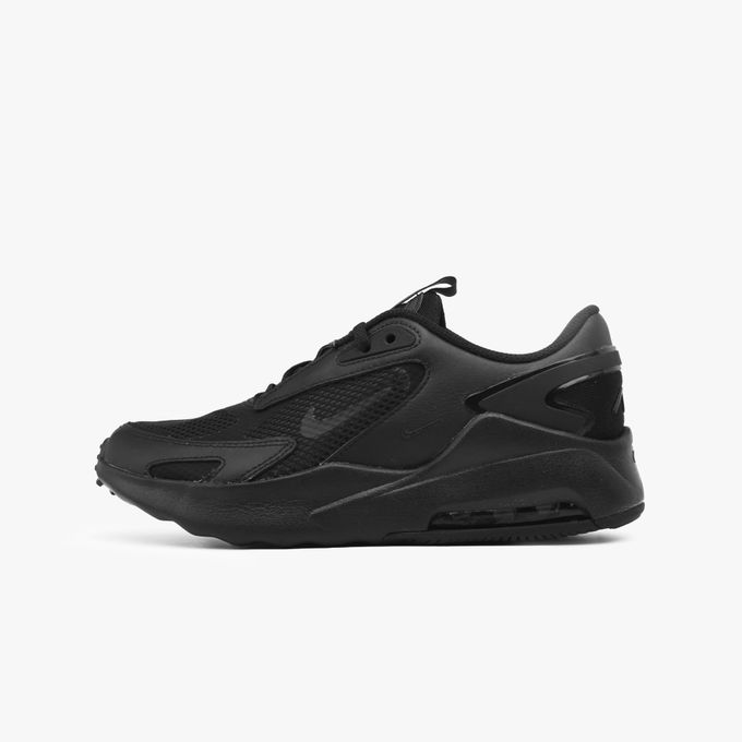 Baskets mode homme Nike air max bolt noir