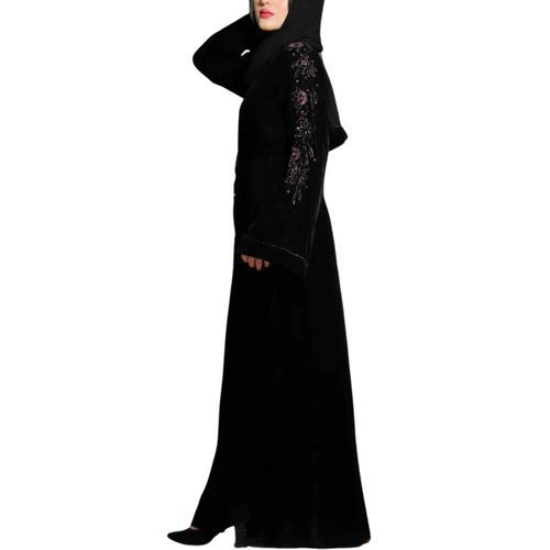 Abaya avec décoration sur les bras
