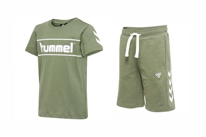  Hummel ENSEMBLE JAKI T-SHIRT S/S & KESS SHORT VERT