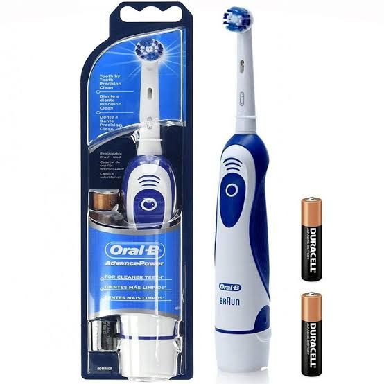  ORAL-B Brosse À Dents Électrique Advanced Power - À Pile - Enfant et Adultes